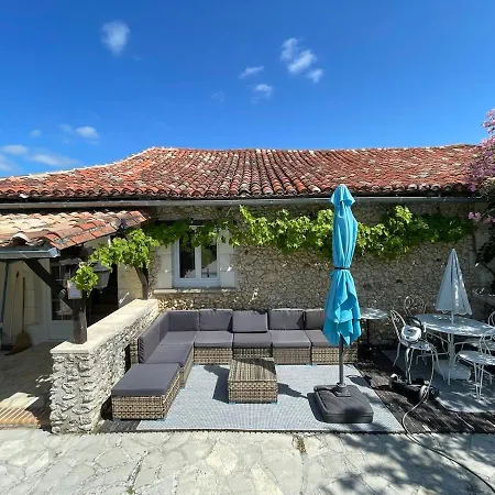 Apartman Independent With Swimming Pool