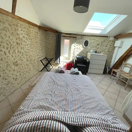 Independent With Swimming Pool *