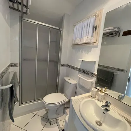 Independent With Swimming Pool *