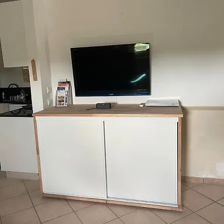 Apartman Independent With Swimming Pool