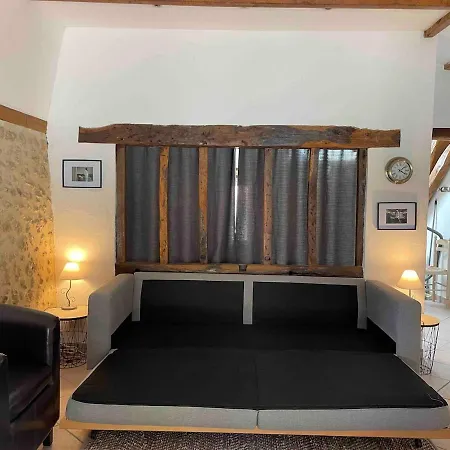 Independent With Swimming Pool Apartman Saint-Sulpice-de-Roumagnac
